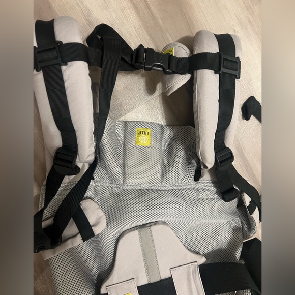 LILLEbaby Gray - Picture 5 of 5